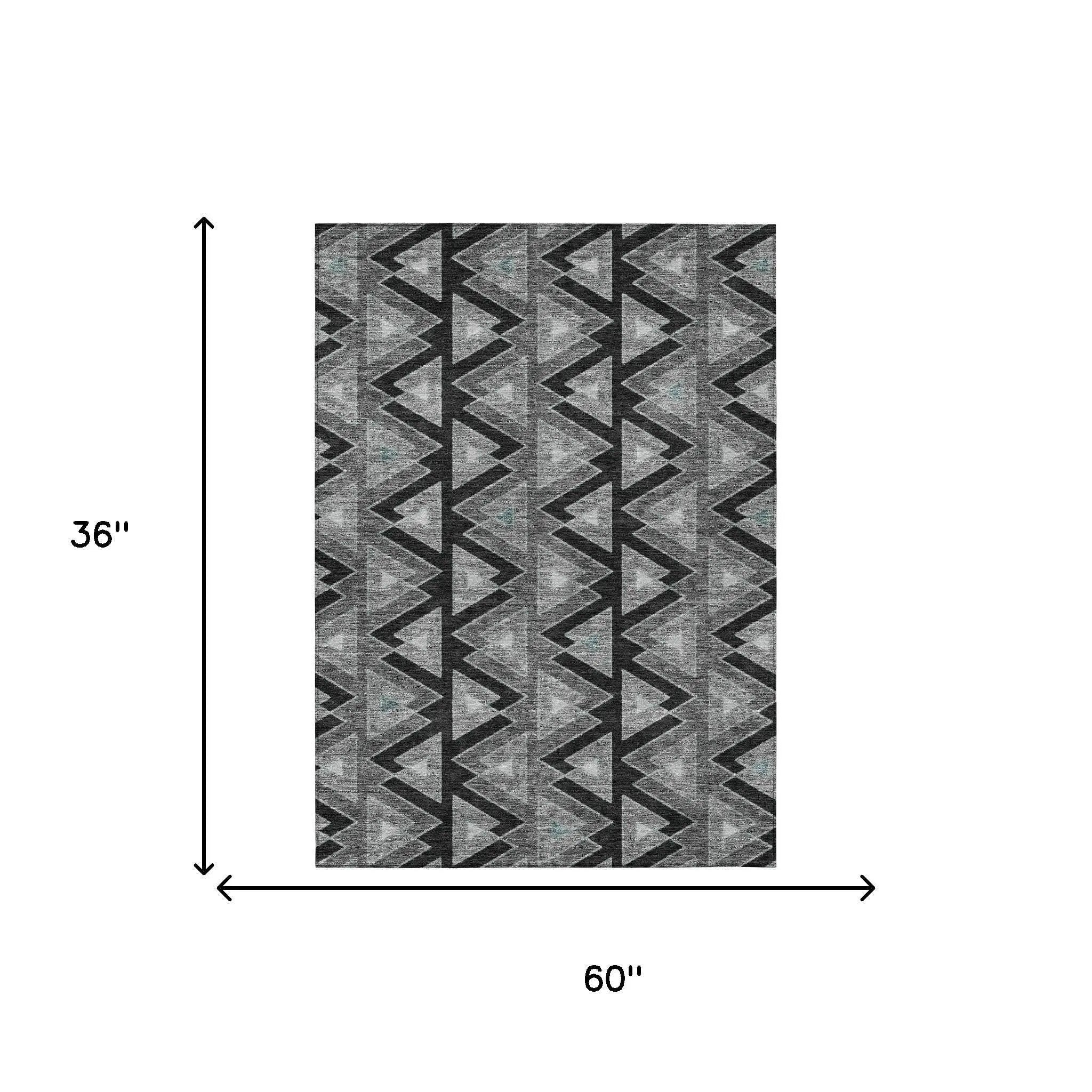 3' X 5' Black And Gray Geometric Washable Indoor Outdoor Area Rug Homeroots Outdoor