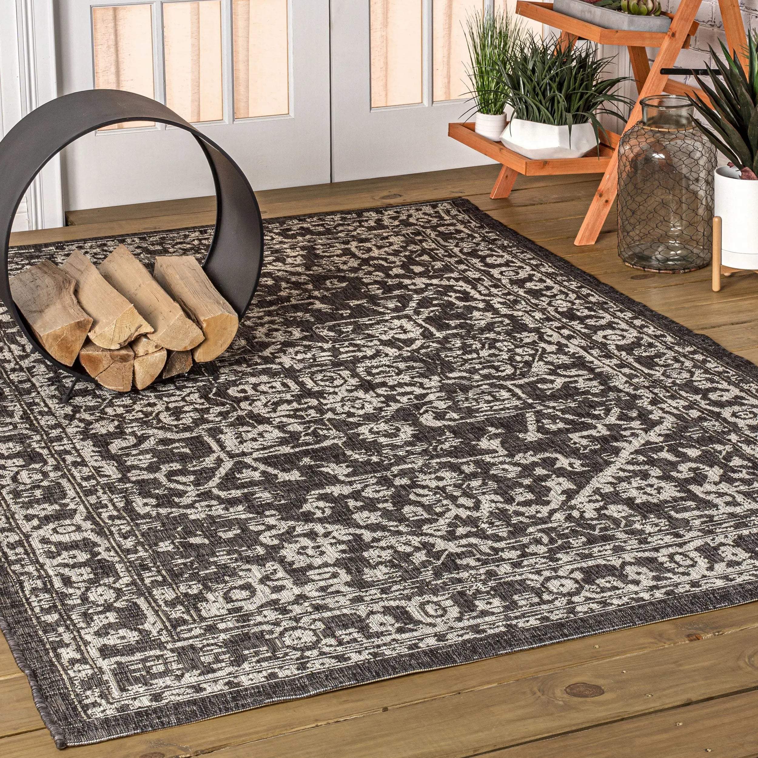 3' X 5' Black And Gray Medallion Indoor Outdoor Area Rug Homeroots Outdoor