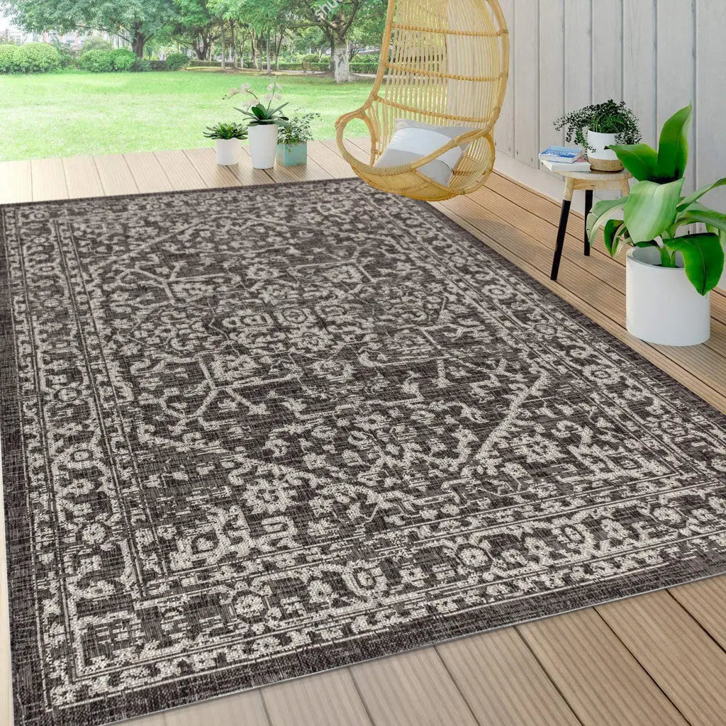 3' X 5' Black And Gray Medallion Indoor Outdoor Area Rug Homeroots Outdoor