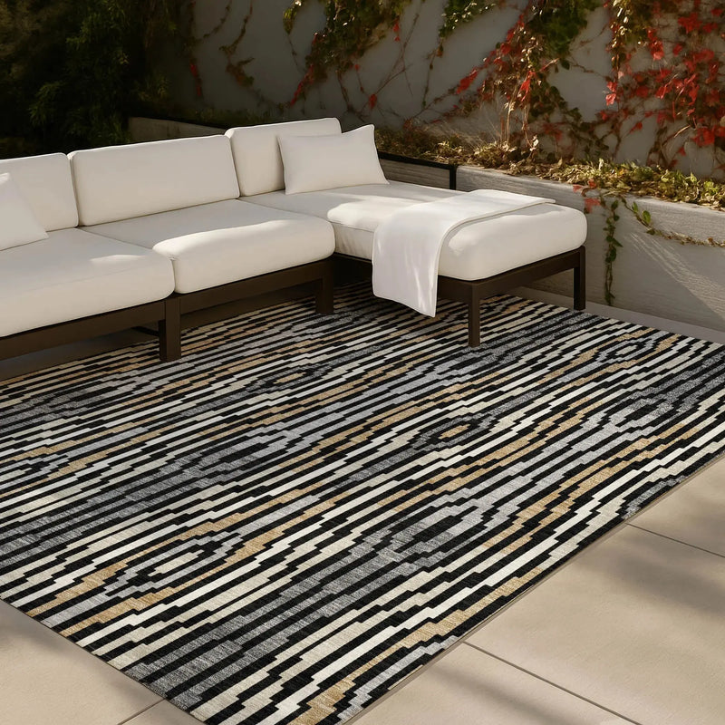 3' X 5' Black And Ivory Abstract Washable Indoor Outdoor Area Rug Homeroots Outdoor