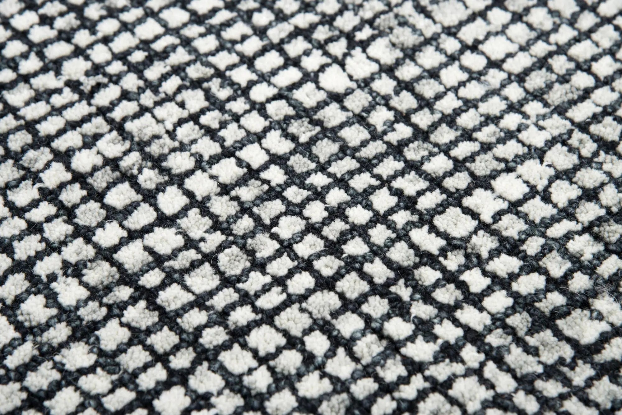 3' X 5' Black White And Beige Wool Hand Tufted Area Rug Homeroots Home Decor