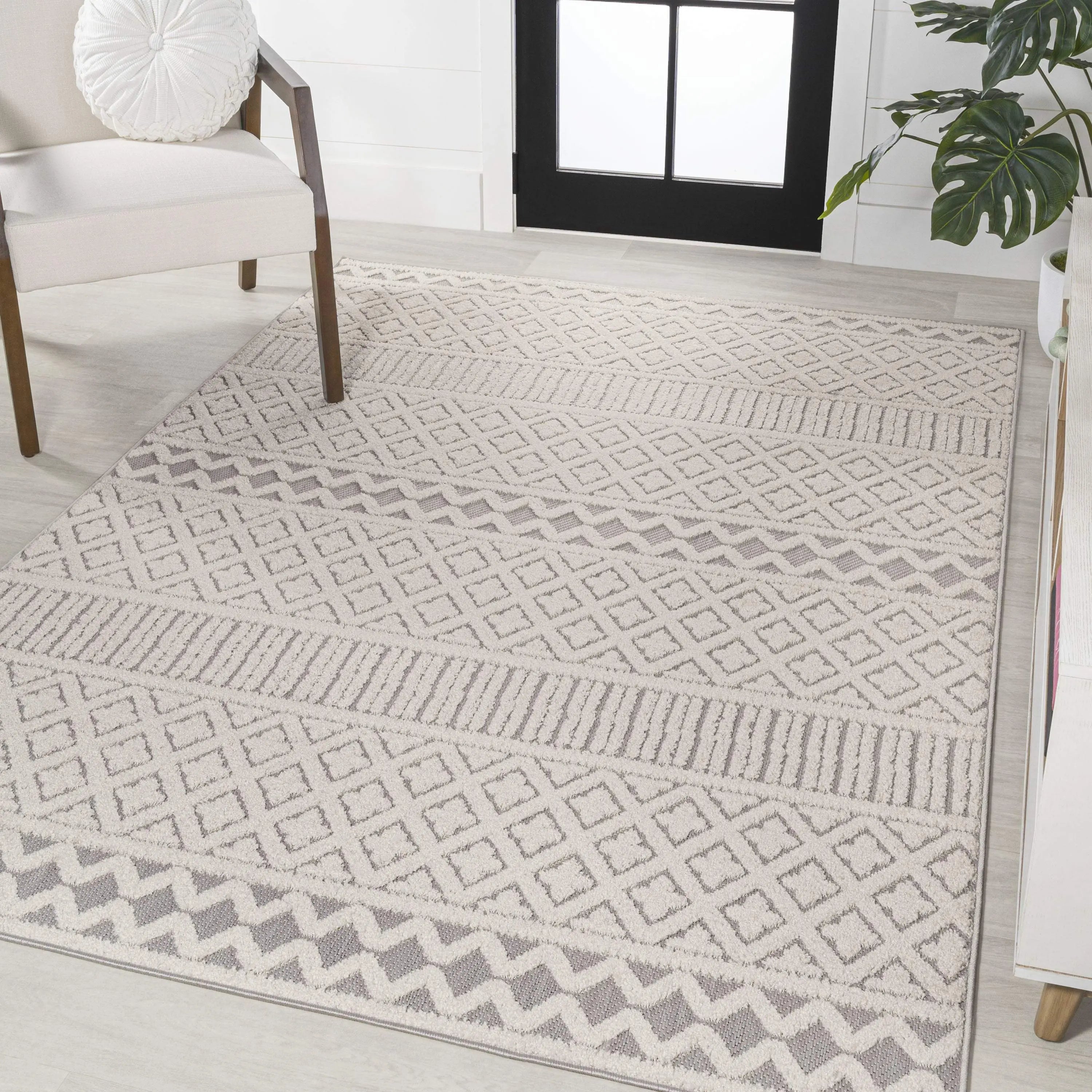 3' X 5' Cream And Gray Trellis Indoor Outdoor Area Rug - GreatEagleInc