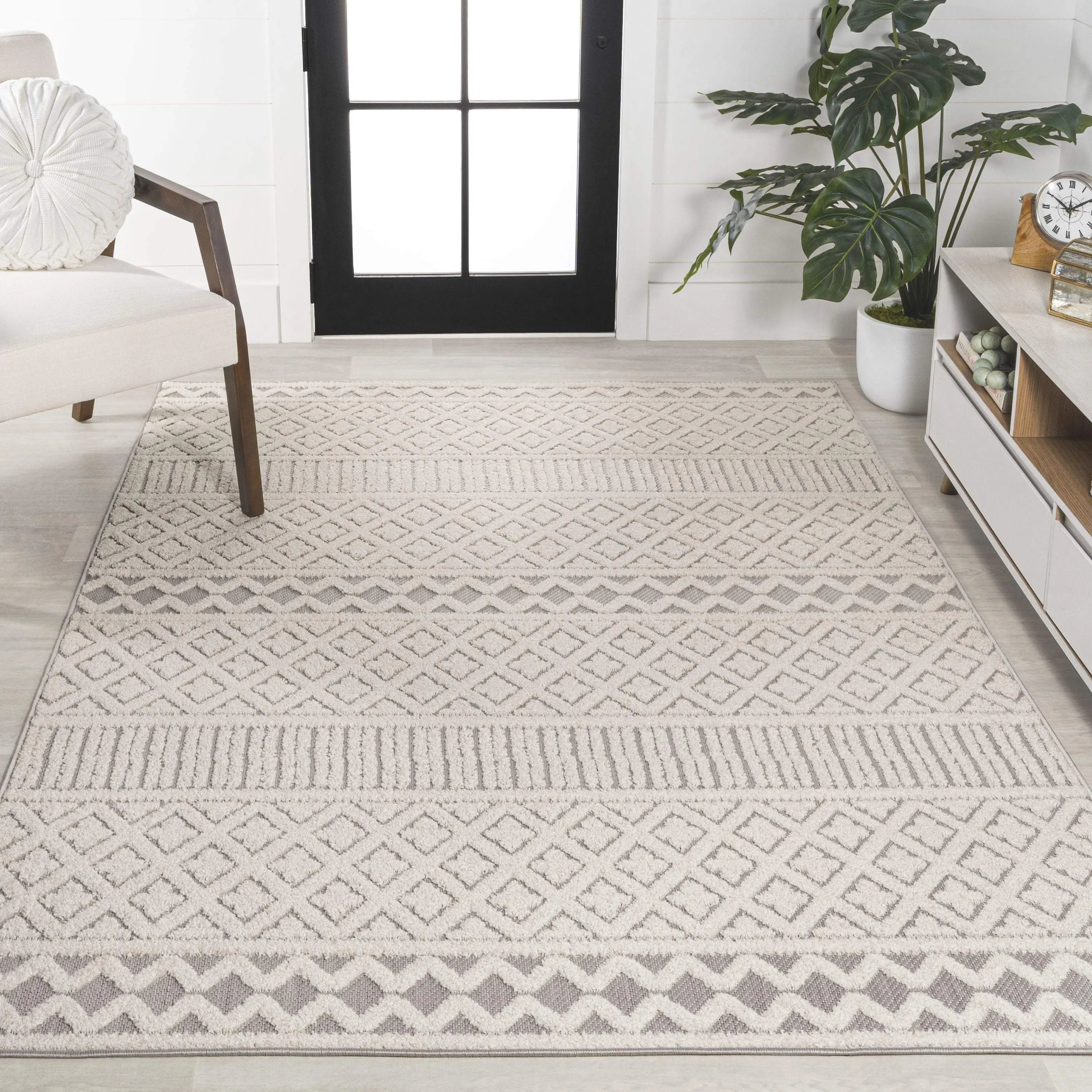 3' X 5' Cream And Gray Trellis Indoor Outdoor Area Rug - GreatEagleInc
