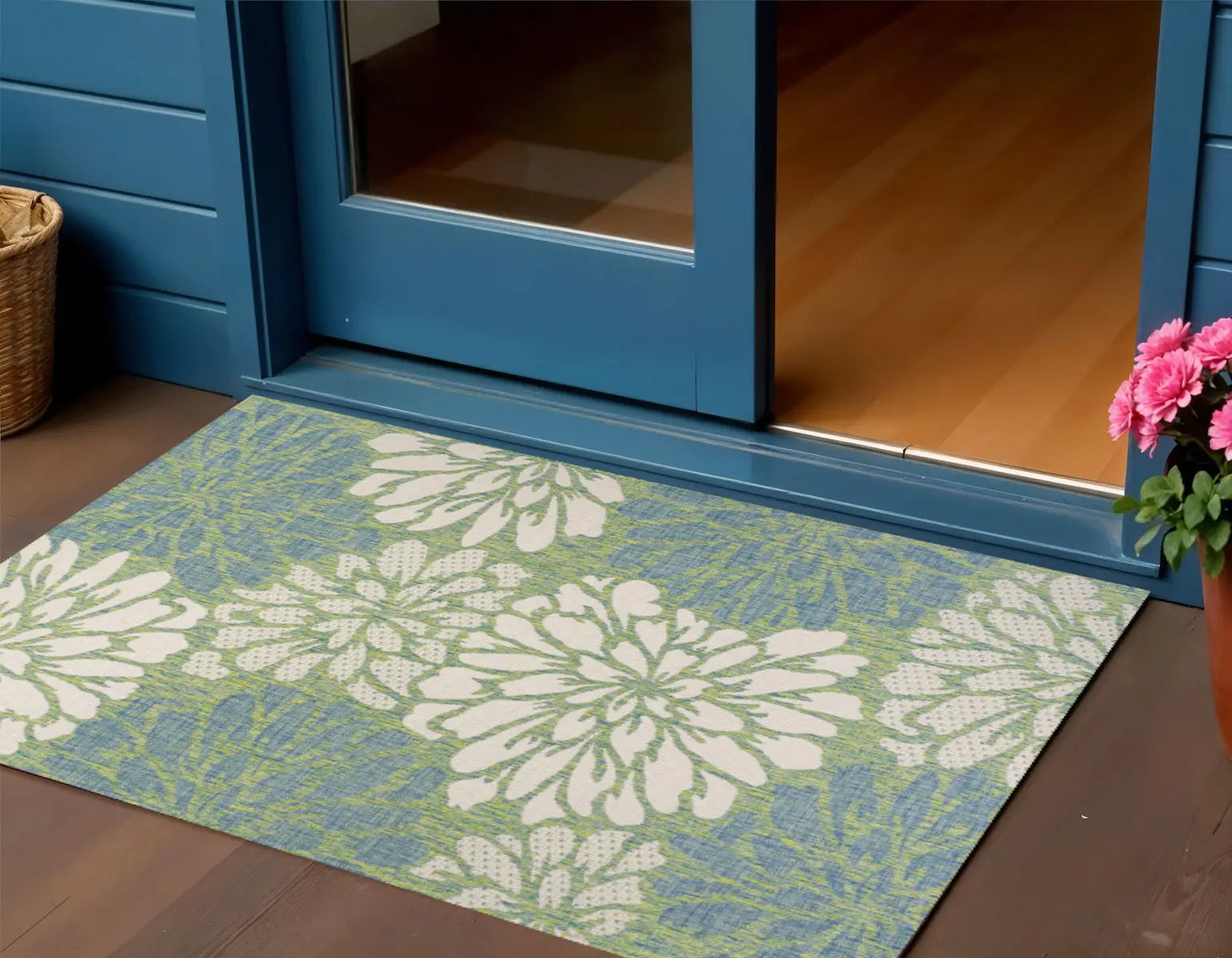 3' X 5' Cream And Green Floral Indoor Outdoor Area Rug Homeroots Outdoor