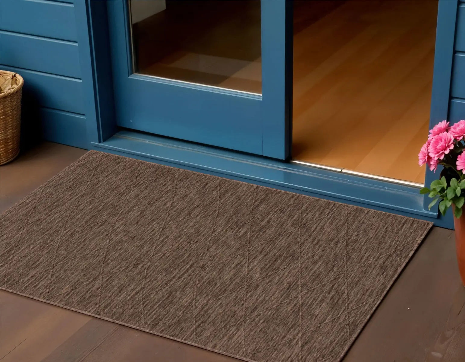 3' X 5' Dark Brown And Brown Geometric Indoor Outdoor Area Rug Homeroots Outdoor