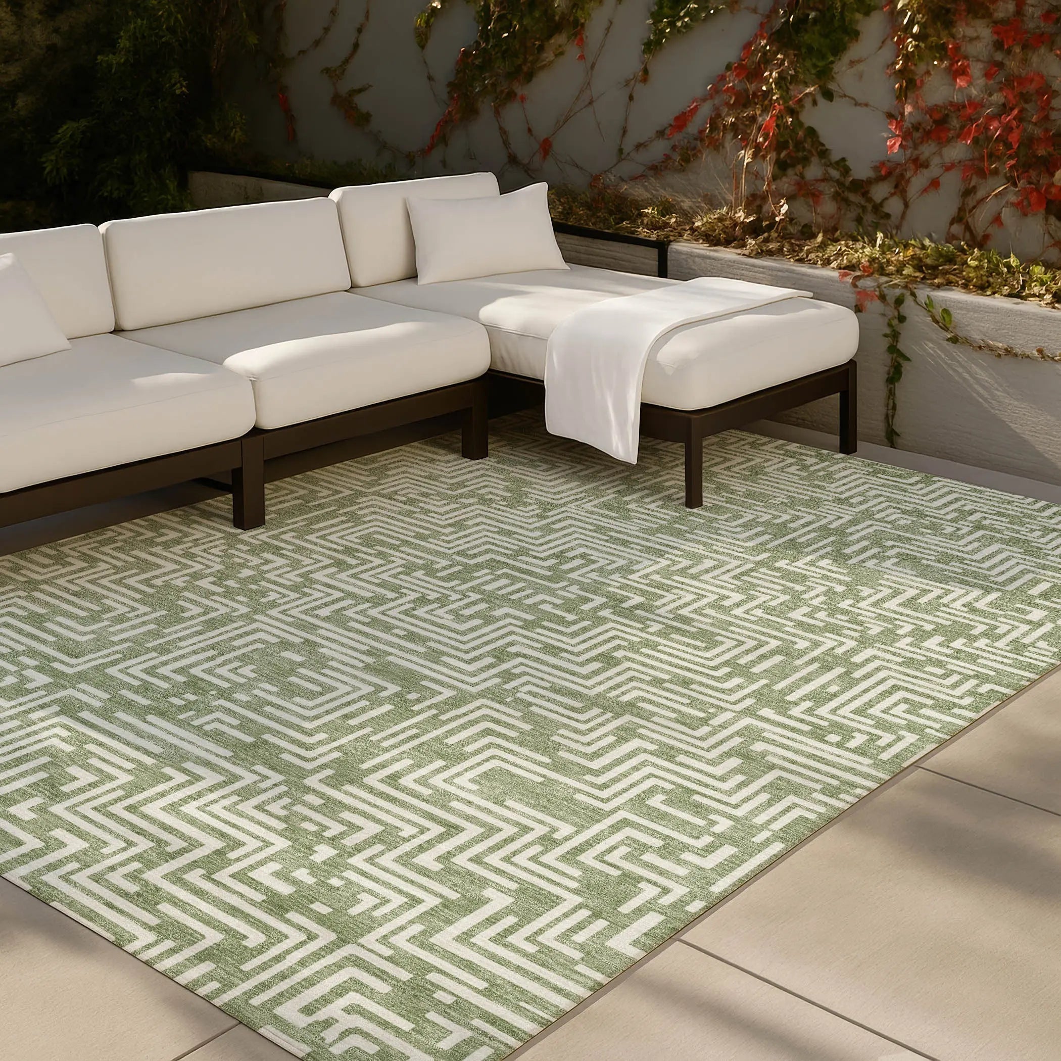 3' X 5' Fern Green And Copper Geometric Washable Indoor Outdoor Area Rug Homeroots Outdoor