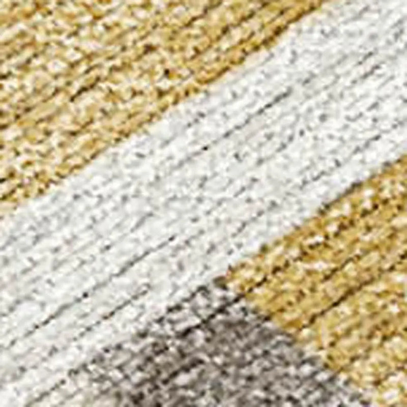 3' X 5' Gold And Ivory Geometric Washable Indoor Outdoor Area Rug Homeroots Outdoor
