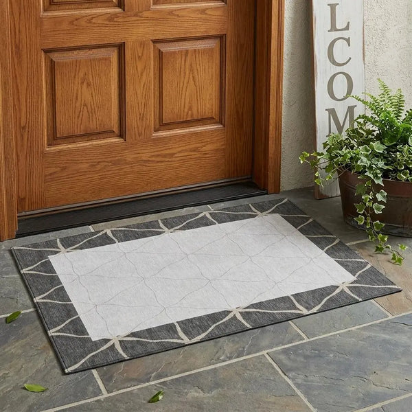 3' X 5' Graphite And Gray Geometric Washable Indoor Outdoor Area Rug Homeroots Outdoor