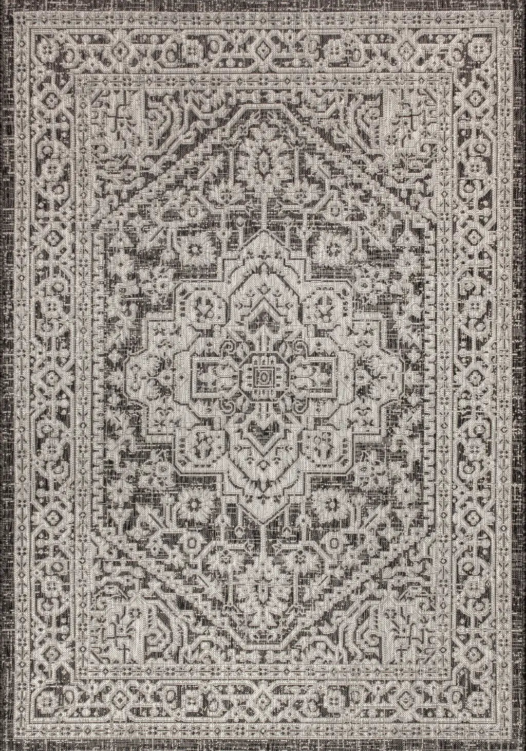 3' X 5' Gray And Black Medallion Indoor Outdoor Area Rug Homeroots Outdoor