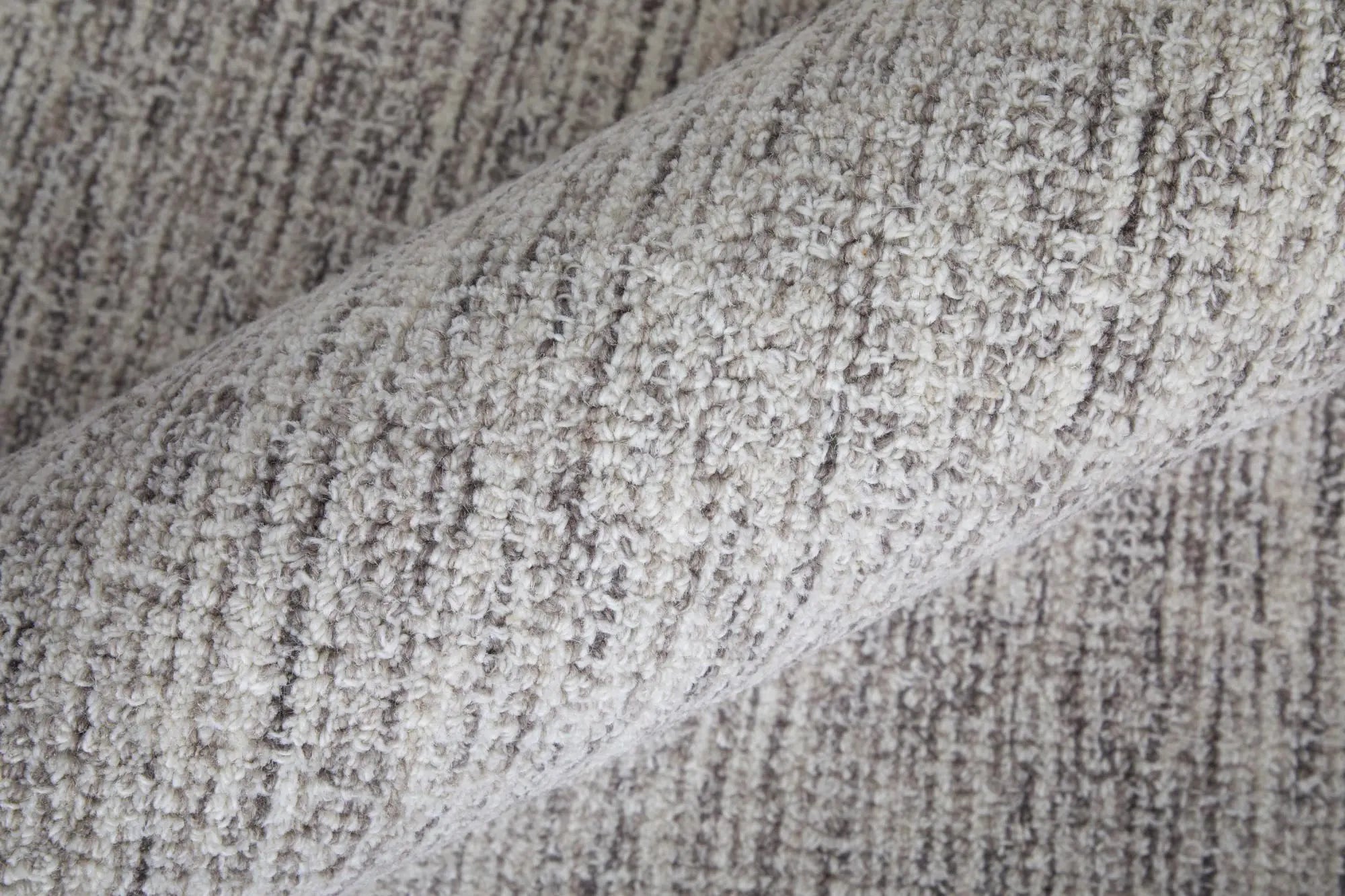 3' X 5' Gray And Black Wool Abstract Hand Tufted Area Rug Homeroots Home Decor