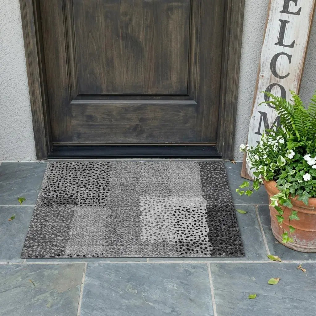 3' X 5' Gray And Graphite Abstract Washable Indoor Outdoor Area Rug Homeroots Outdoor
