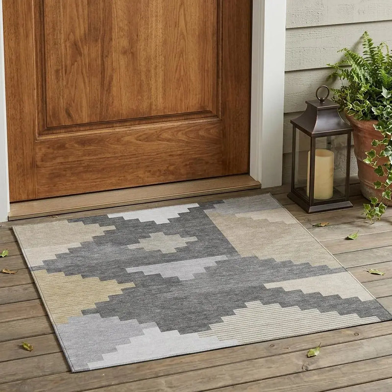 3' X 5' Gray And Graphite Geometric Washable Indoor Outdoor Area Rug Homeroots Outdoor