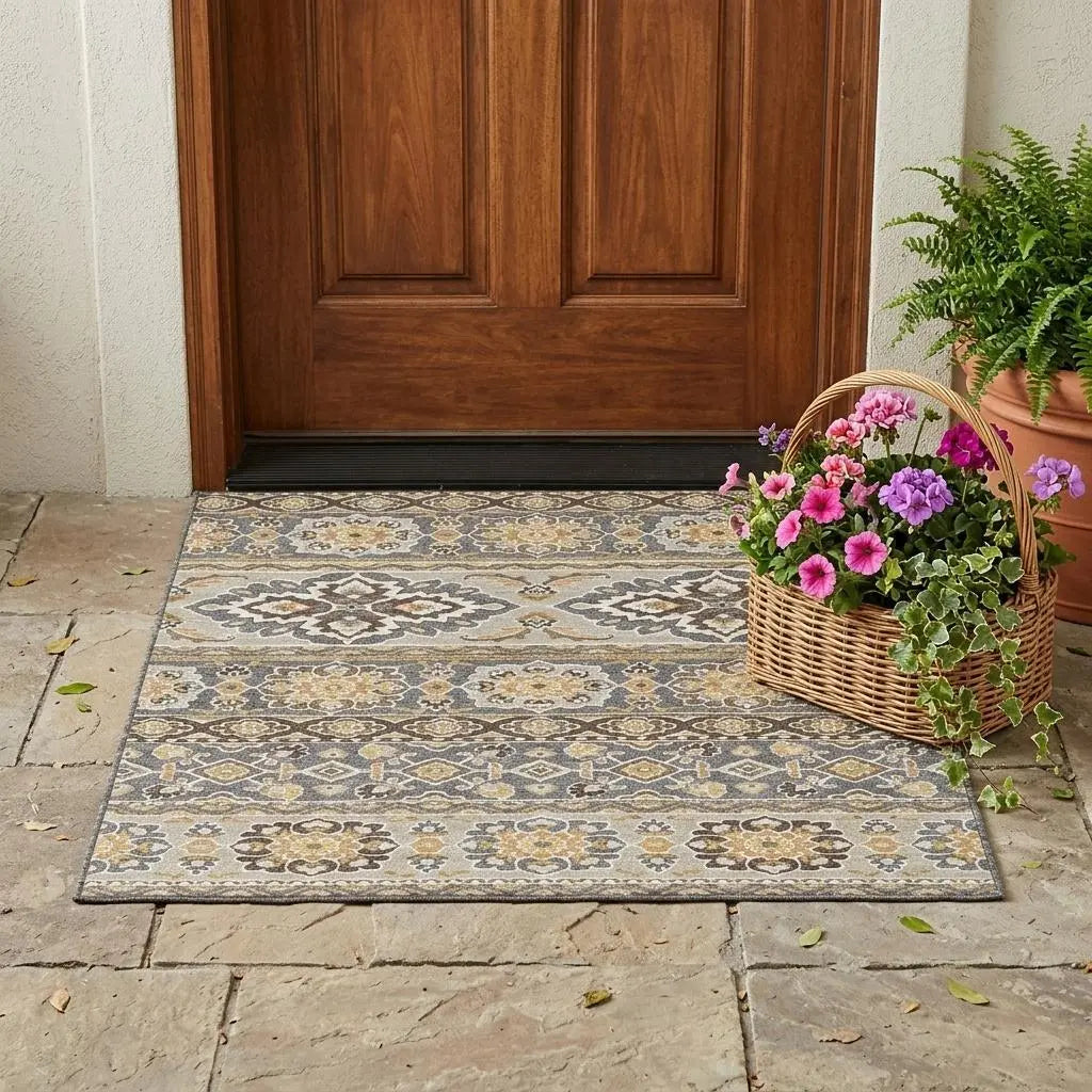 3' X 5' Gray And Ivory Tribal Washable Indoor Outdoor Area Rug Homeroots Outdoor