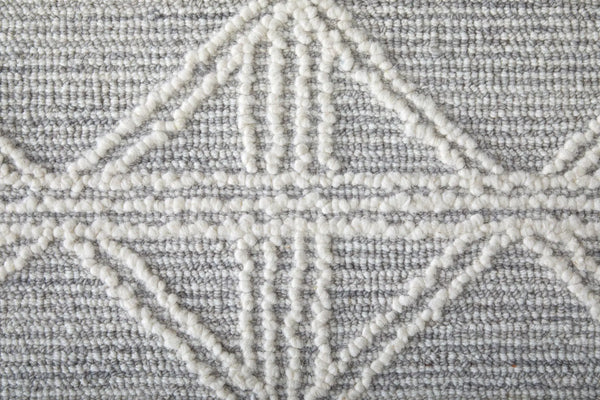 3' X 5' Gray And Ivory Wool Geometric Hand Tufted Area Rug Homeroots Home Decor