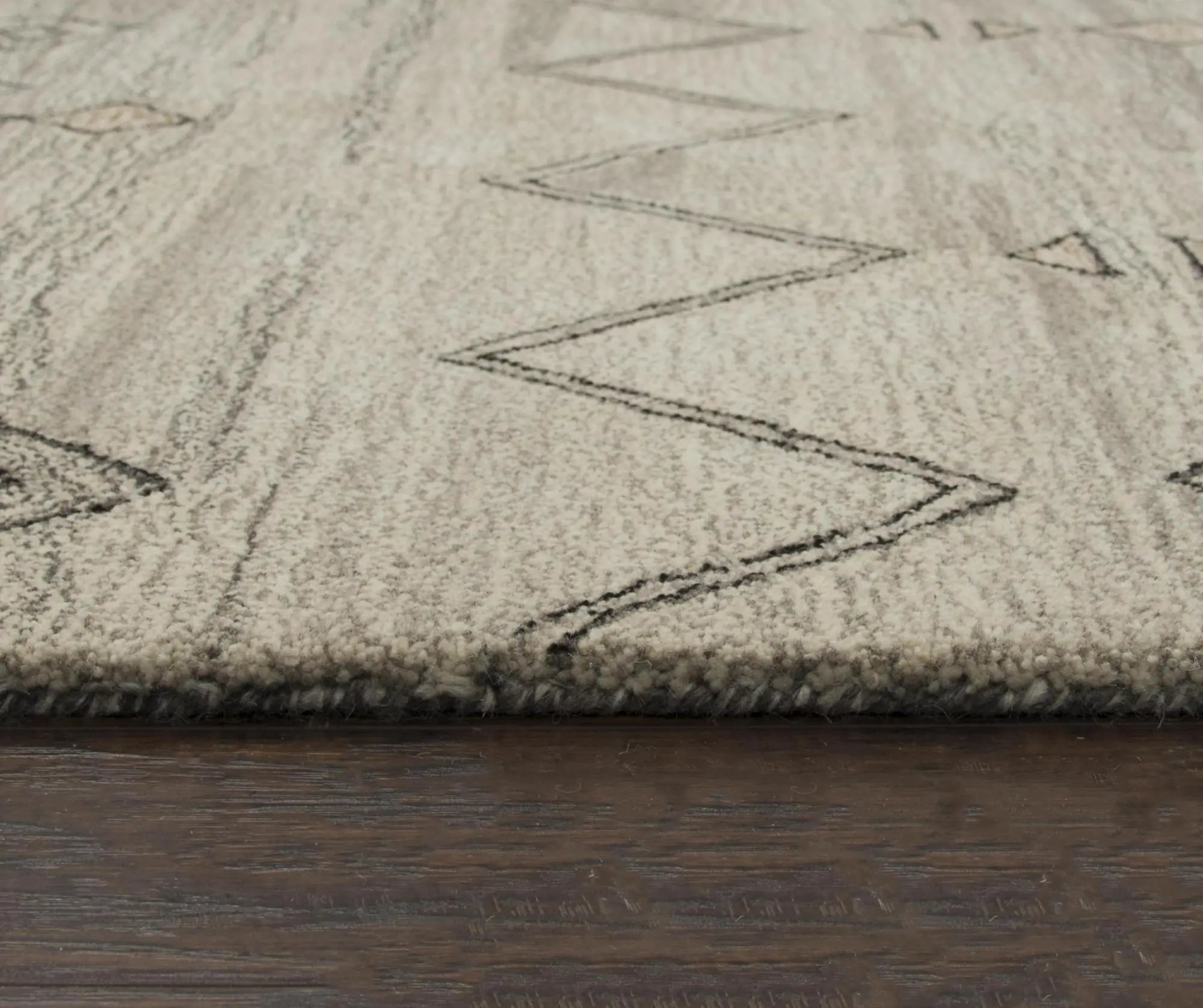 3' X 5' Gray And Natural Wool Tribal Hand Tufted Area Rug Homeroots Home Decor