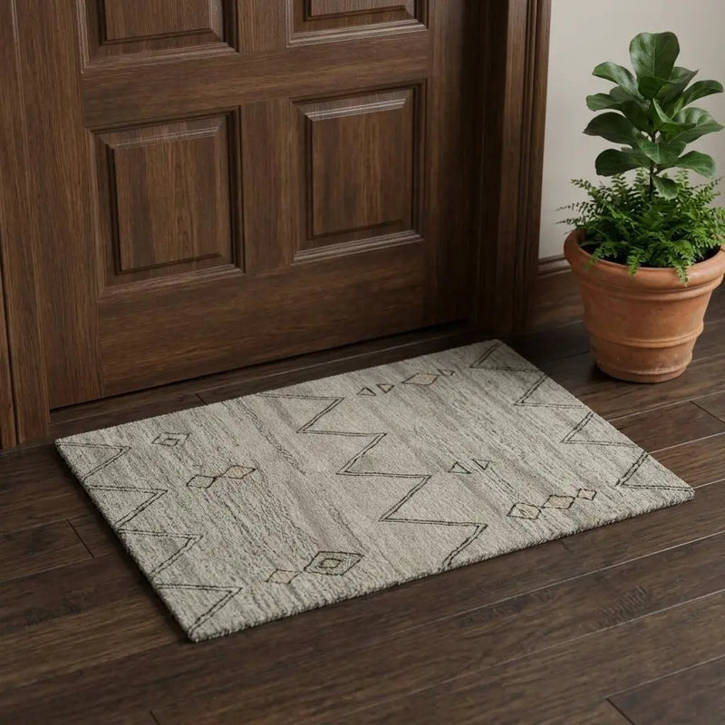 3' X 5' Gray And Natural Wool Tribal Hand Tufted Area Rug Homeroots Home Decor
