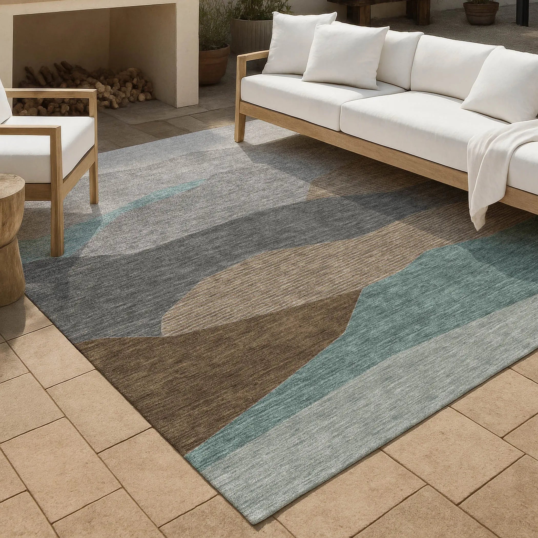 3' X 5' Gray And Silver Geometric Washable Indoor Outdoor Area Rug Homeroots Outdoor