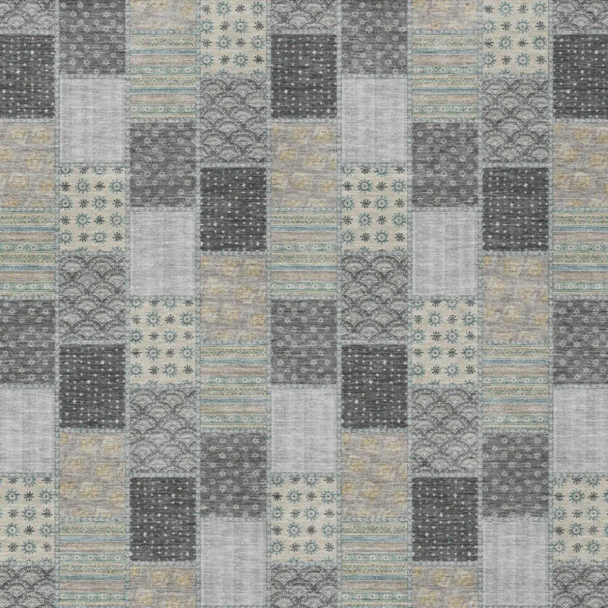 3' X 5' Gray And Silver Patchwork Washable Indoor Outdoor Area Rug Homeroots Outdoor