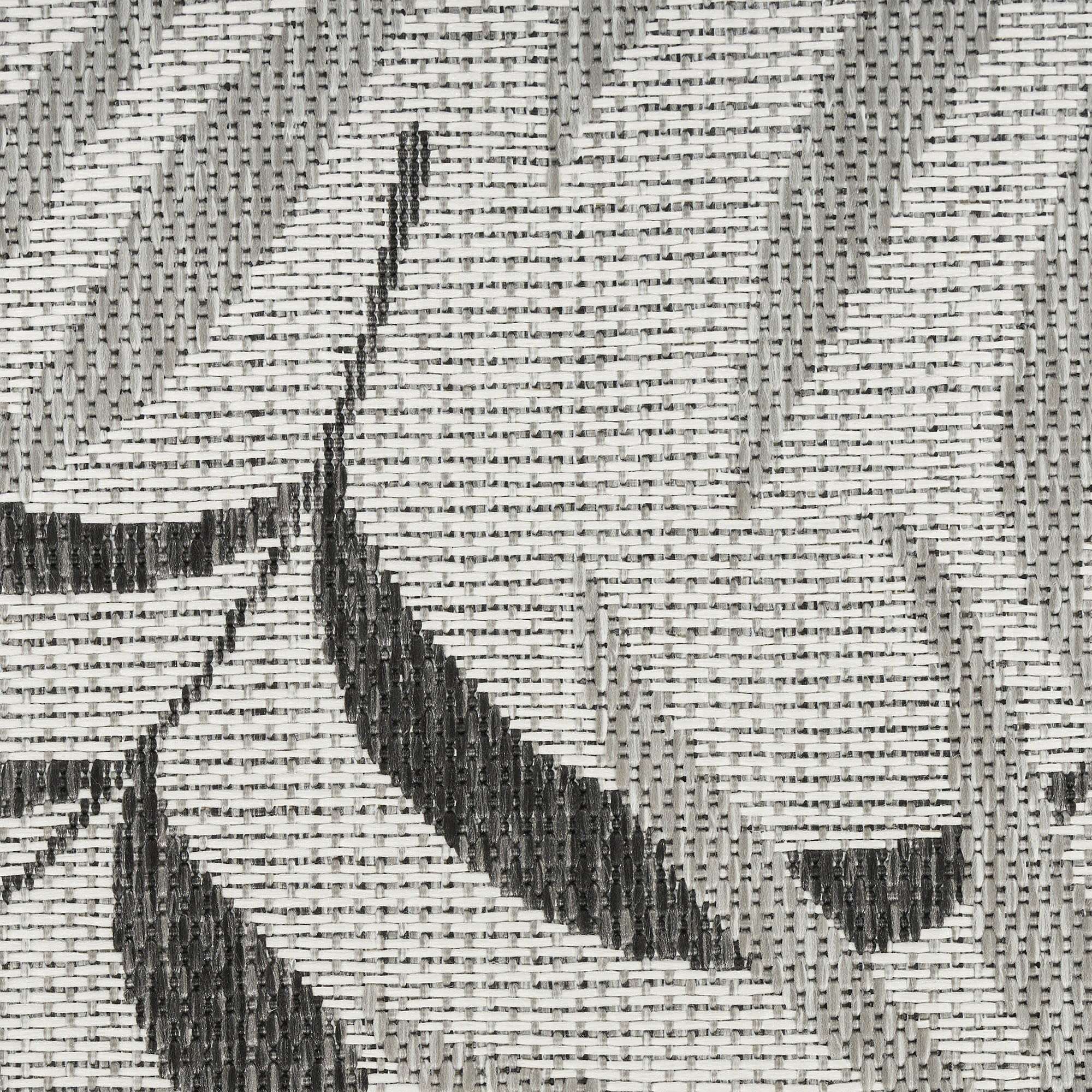 242829962