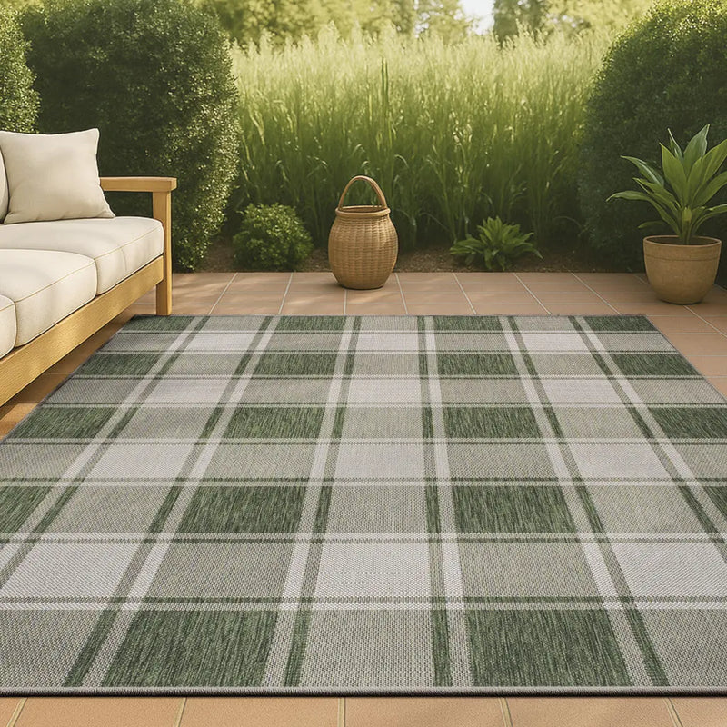 3' X 5' Green And Cream Gingham Indoor Outdoor Area Rug Homeroots Outdoor