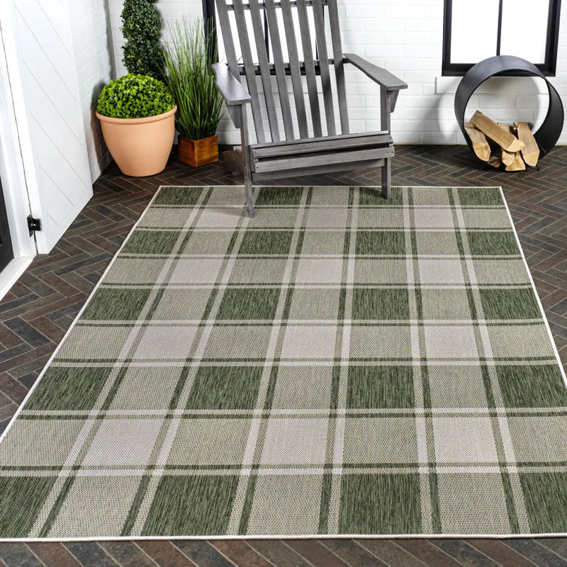 3' X 5' Green And Cream Gingham Indoor Outdoor Area Rug Homeroots Outdoor