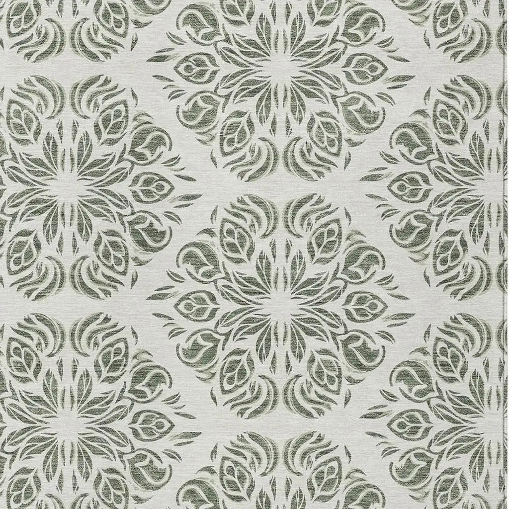3' X 5' Green And Ivory Damask Washable Indoor Outdoor Area Rug Homeroots Outdoor
