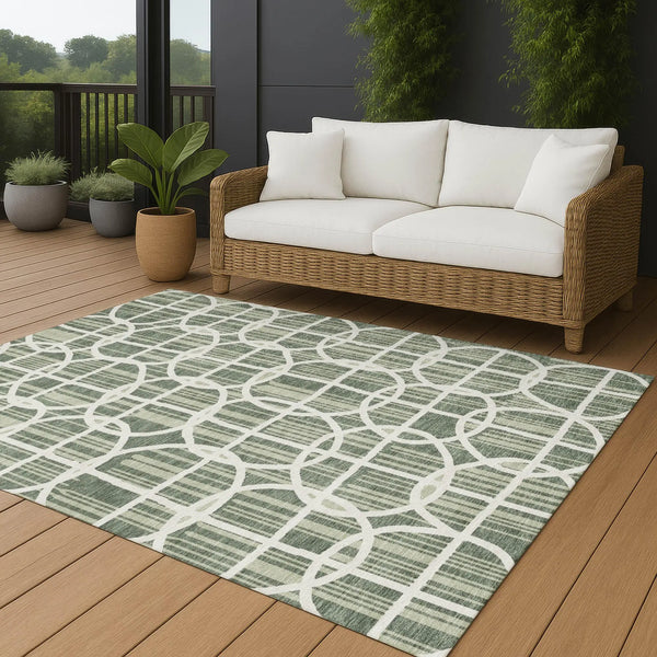 3' X 5' Green And Ivory Geometric Washable Indoor Outdoor Area Rug Homeroots Outdoor