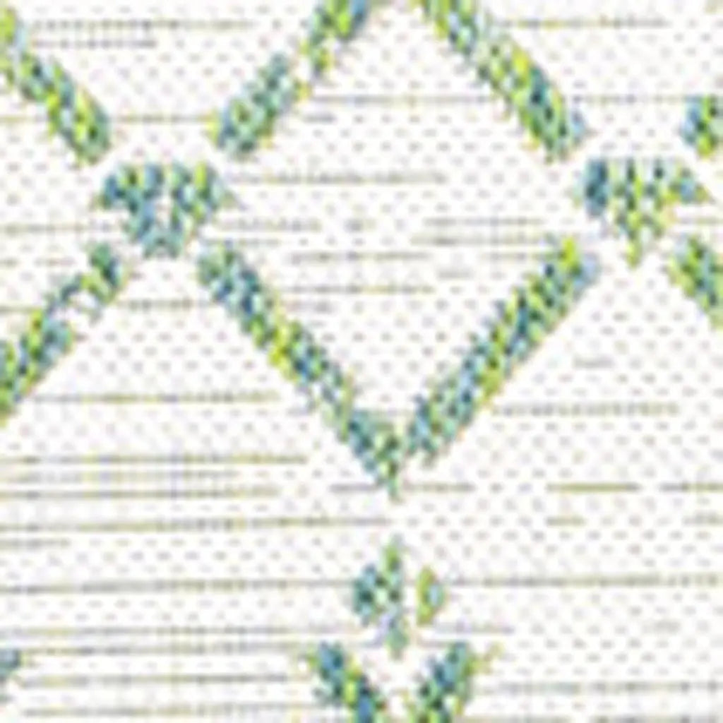 3' X 5' Green And Ivory Trellis Indoor Outdoor Area Rug Homeroots Outdoor