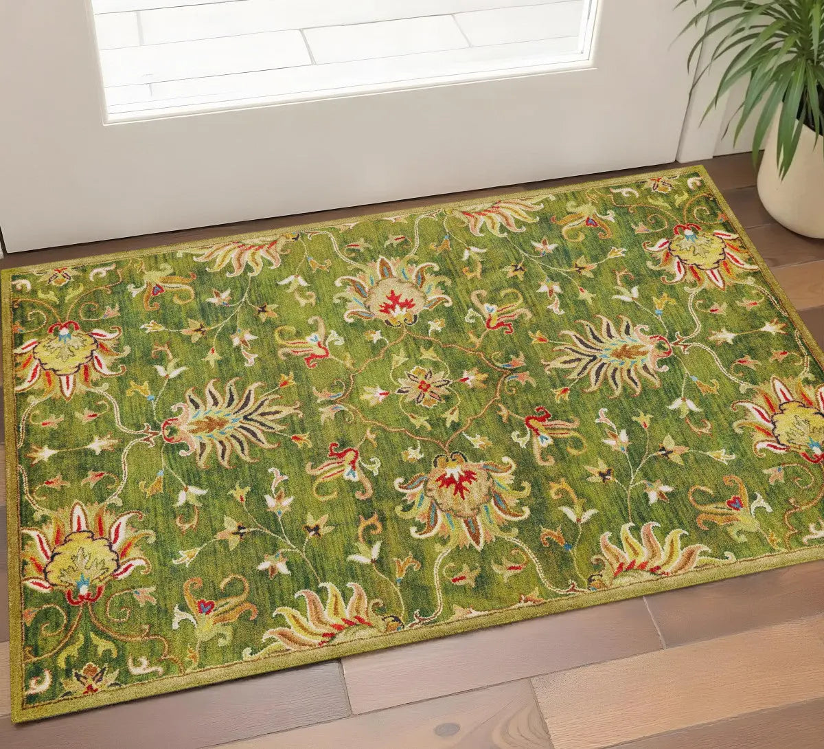 3' X 5' Green Red And Ivory New Zealand Lambs Wool Floral Medallion Hand Tufted Area Rug Homeroots Home Decor