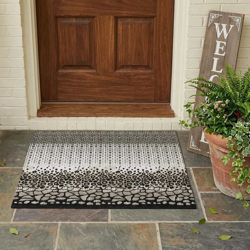 3' X 5' Ivory And Graphite Geometric Washable Indoor Outdoor Area Rug Homeroots Outdoor