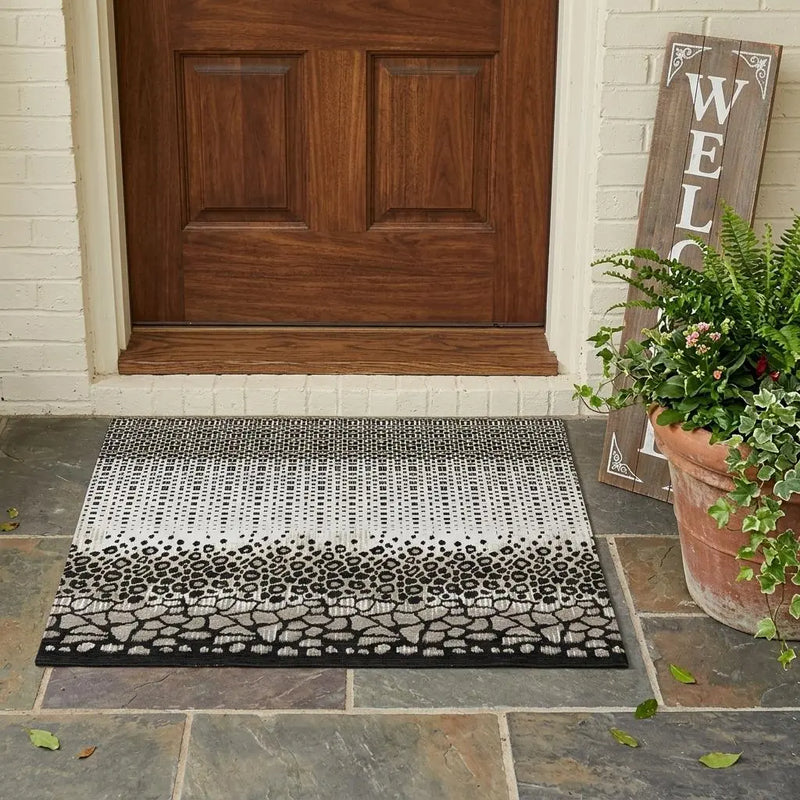 3' X 5' Ivory And Graphite Geometric Washable Indoor Outdoor Area Rug Homeroots Outdoor