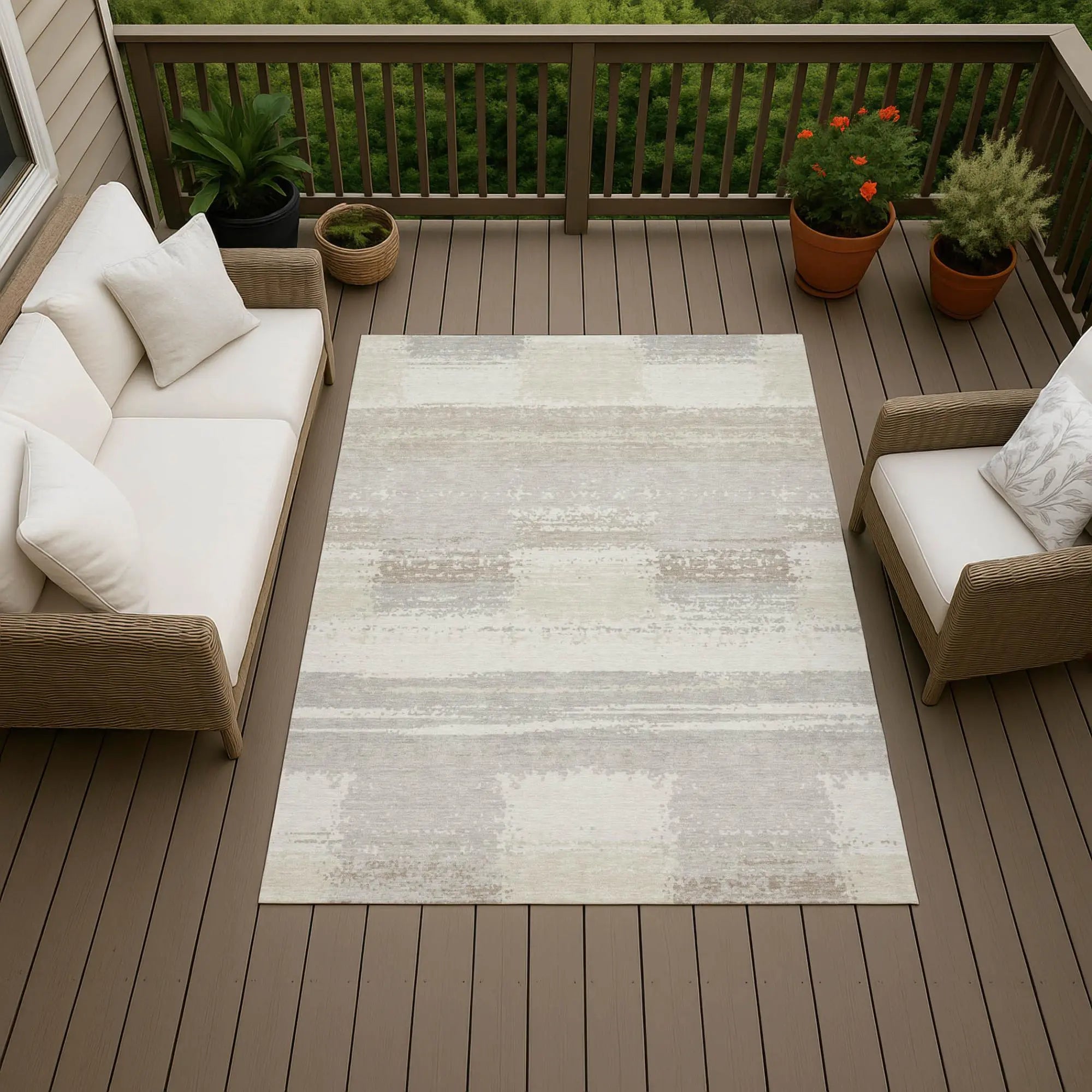 3' X 5' Ivory And Silver Geometric Washable Indoor Outdoor Area Rug Homeroots Outdoor