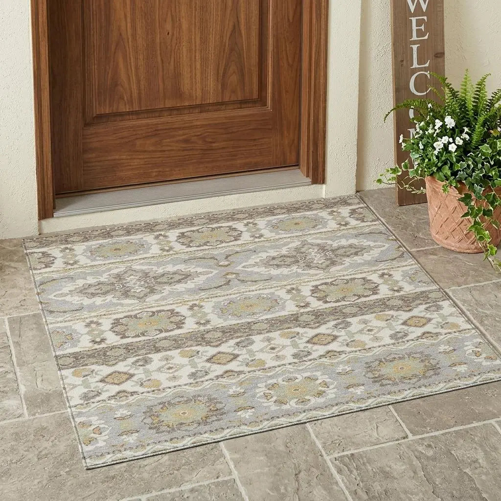 3' X 5' Ivory And Silver Tribal Washable Indoor Outdoor Area Rug Homeroots Outdoor