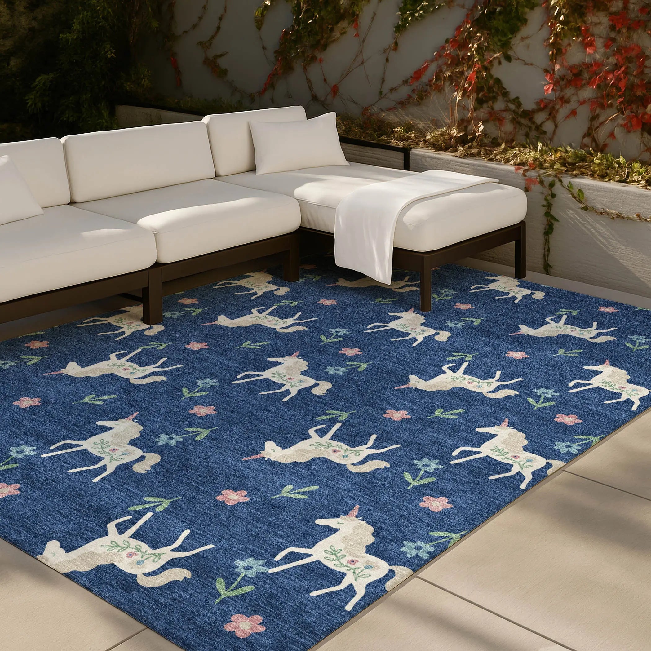 3' X 5' Navy Blue And Green Floral Washable Indoor Outdoor Area Rug Homeroots Outdoor