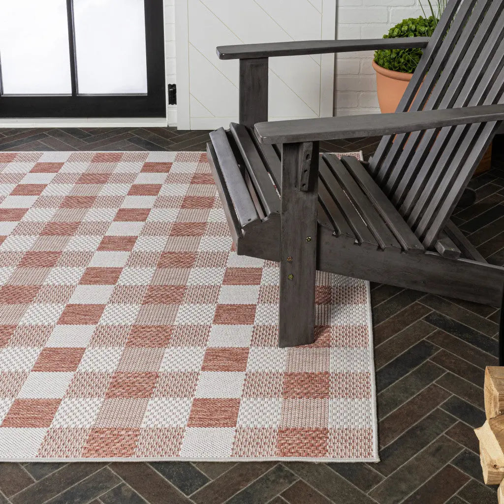 3' X 5' Salmon And Cream Geometric Indoor Outdoor Area Rug Homeroots Outdoor