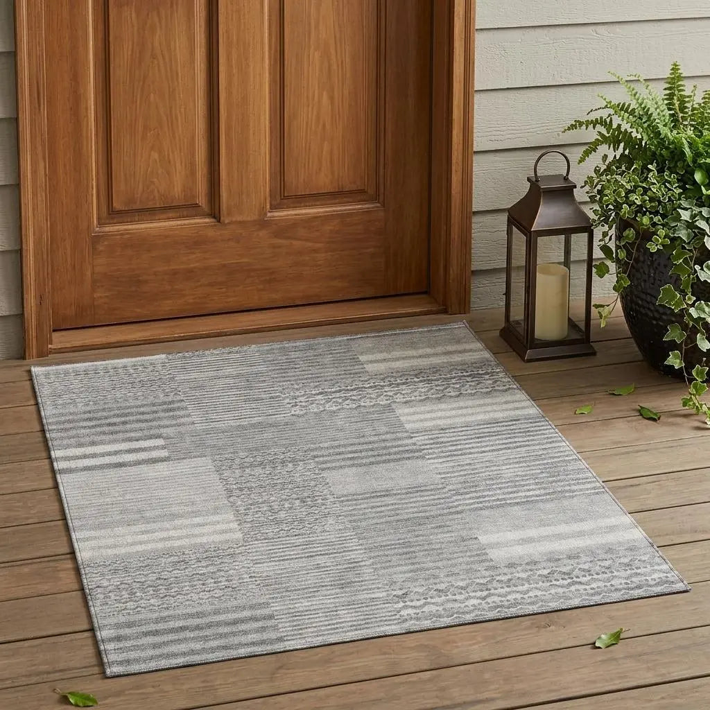 3' X 5' Silver And Gray Striped Washable Indoor Outdoor Area Rug Homeroots Outdoor