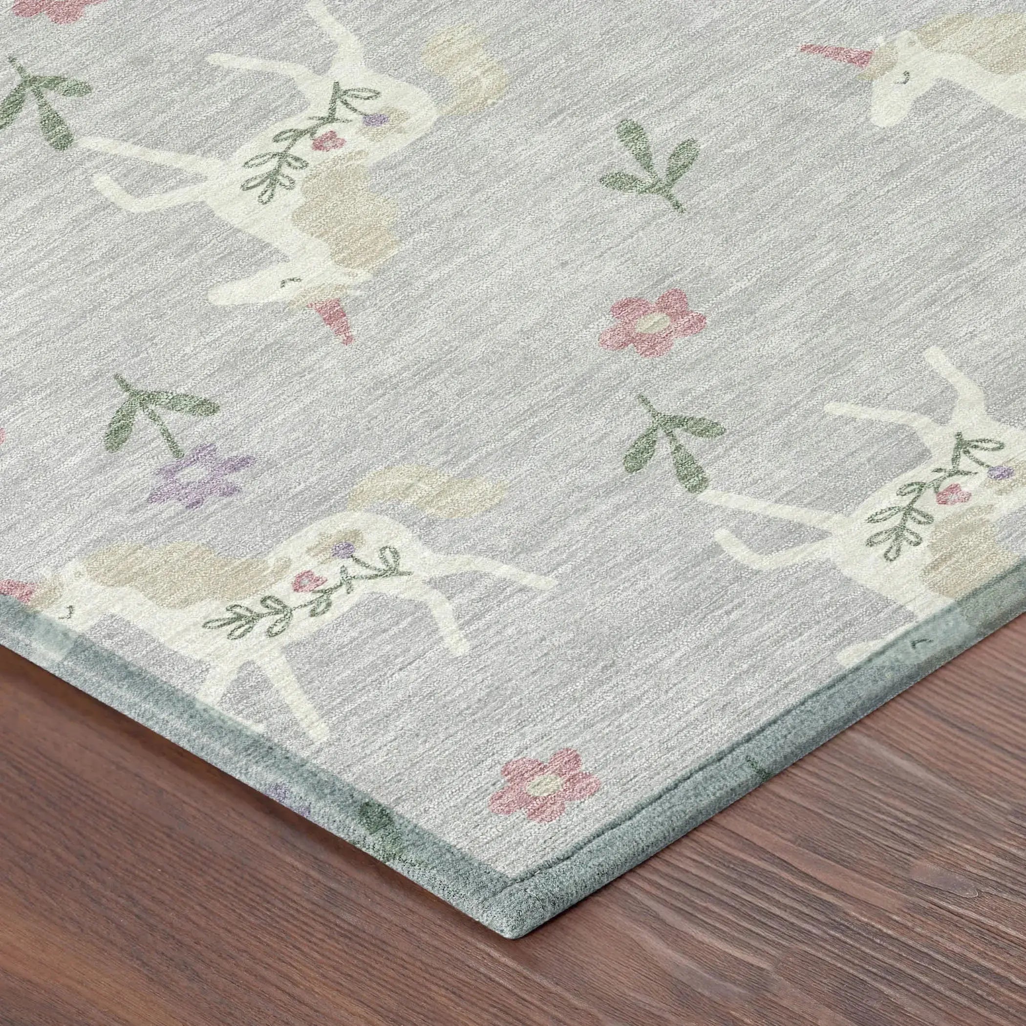 3' X 5' Silver And Ivory Floral Washable Indoor Outdoor Area Rug Homeroots Outdoor