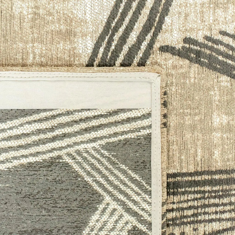 3' X 5' Tan And White Abstract Washable Area Rug With UV Protection Homeroots Home Decor