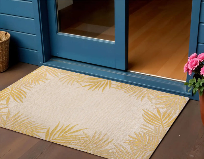 3' X 5' Yellow And Cream Floral Indoor Outdoor Area Rug Homeroots Outdoor