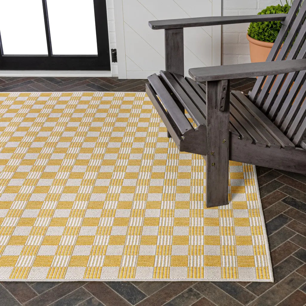 3' X 5' Yellow And Cream Geometric Indoor Outdoor Area Rug - GreatEagleInc