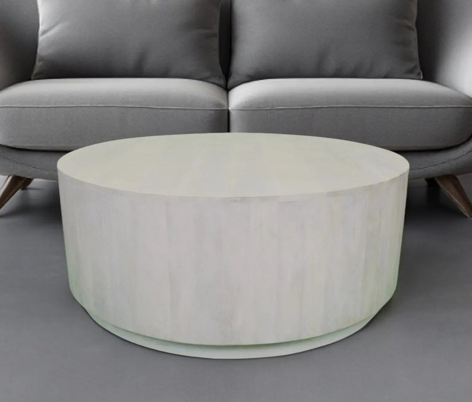 42" Rustic White Solid Wood Round Distressed Coffee Table Homeroots Living Room