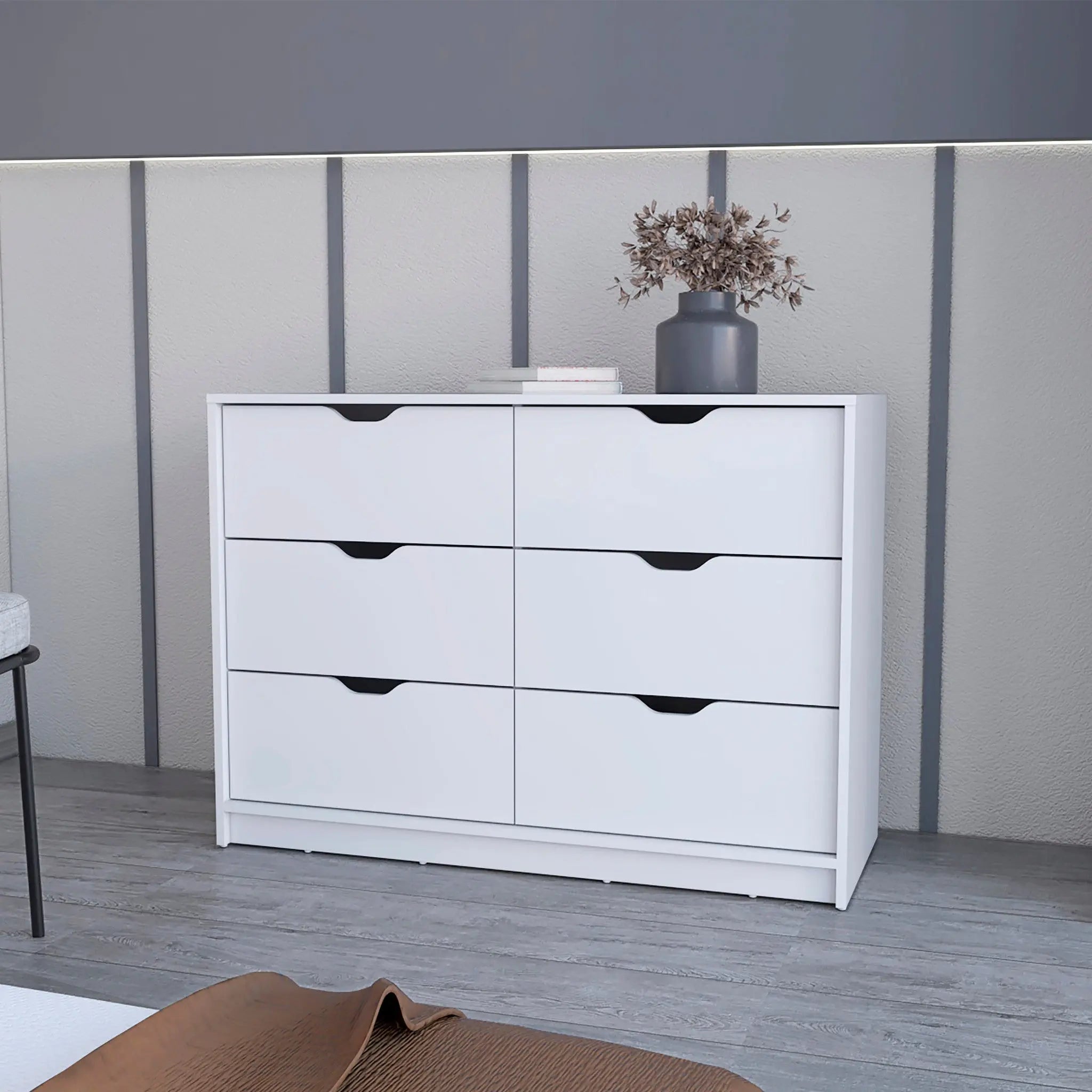 42" White Six Drawer Dresser Homeroots Bed & Bath