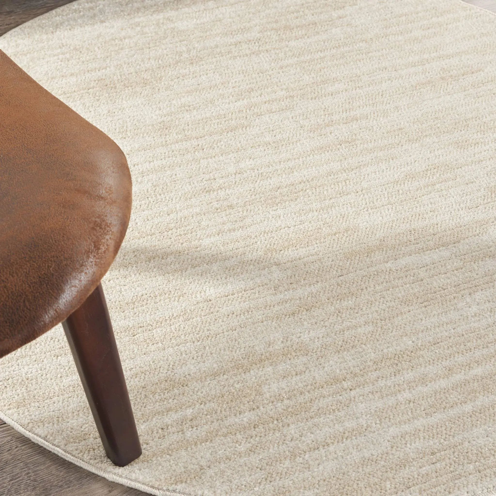 4' Beige And Ivory Round Indoor Outdoor Area Rug - GreatEagleInc