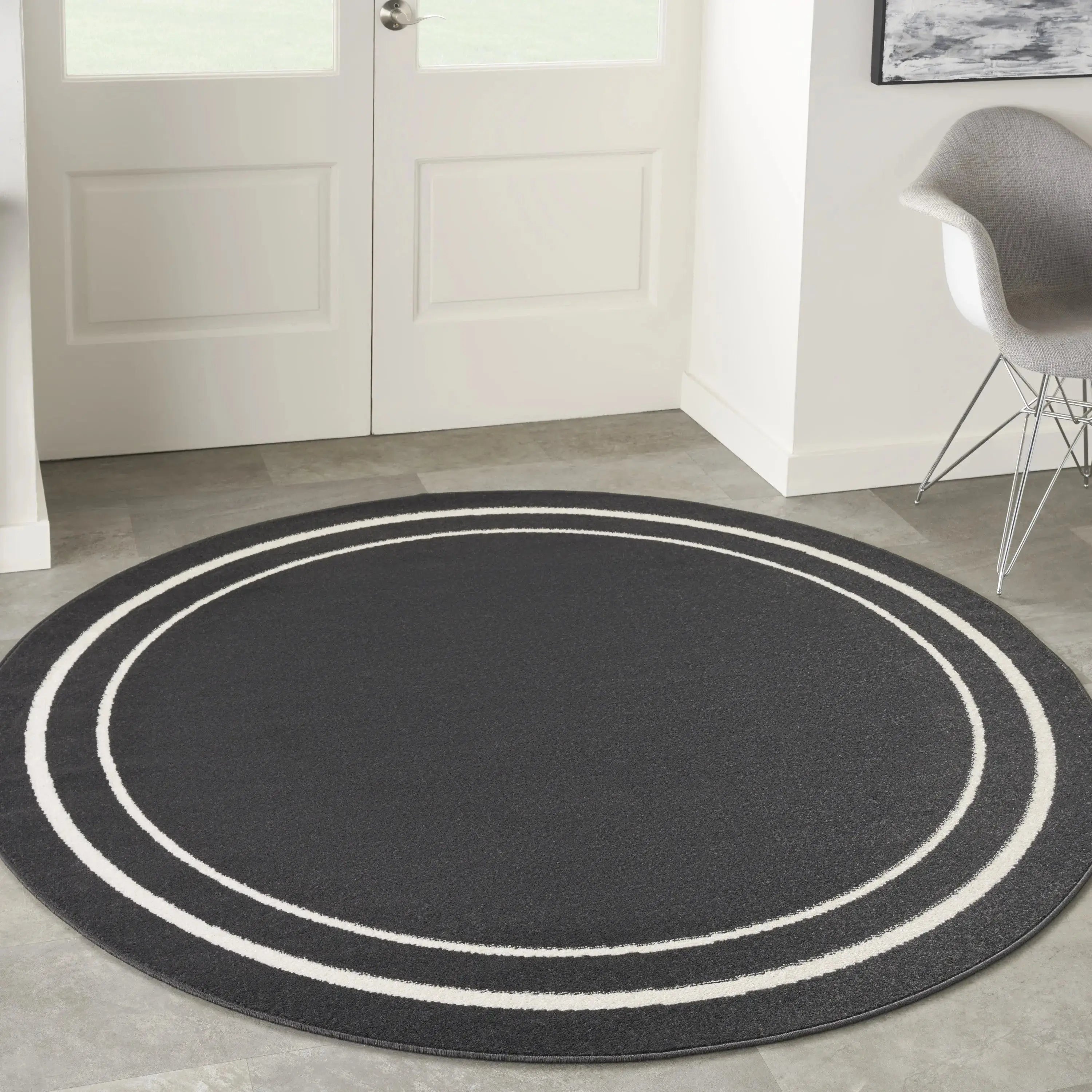4' Black And Ivory Round Indoor Outdoor Area Rug Homeroots Outdoor