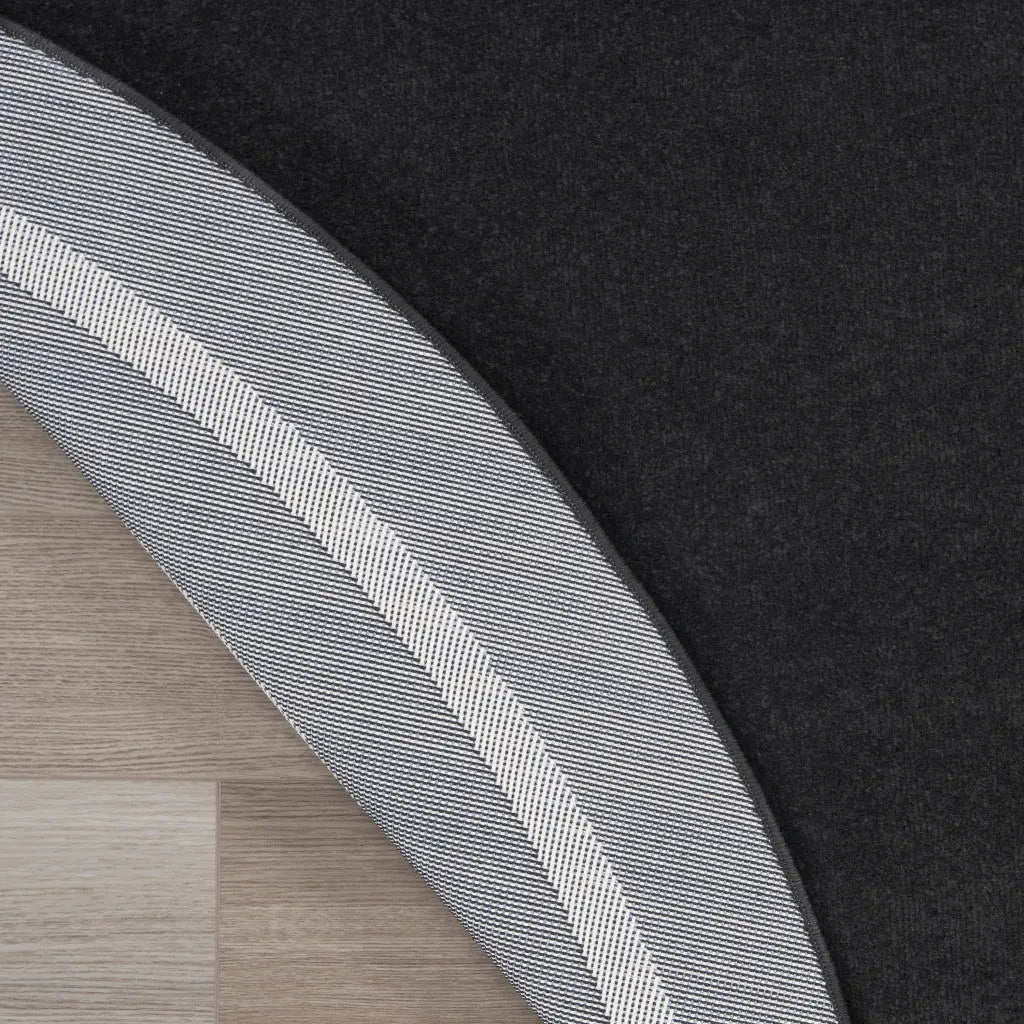 4' Black And Ivory Round Indoor Outdoor Area Rug Homeroots Outdoor