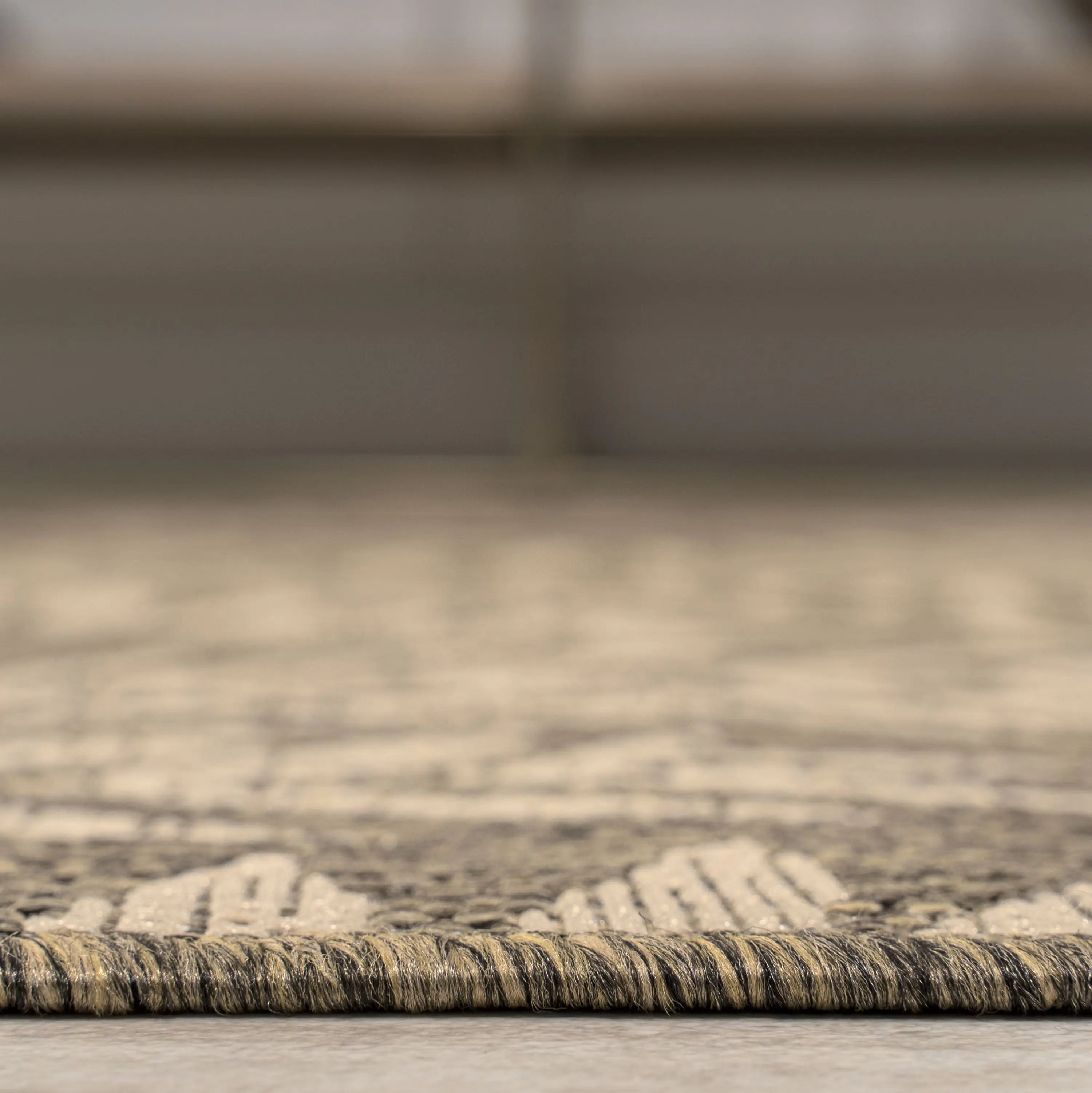 4' Brown And Beige Square Floral Indoor Outdoor Area Rug Homeroots Outdoor