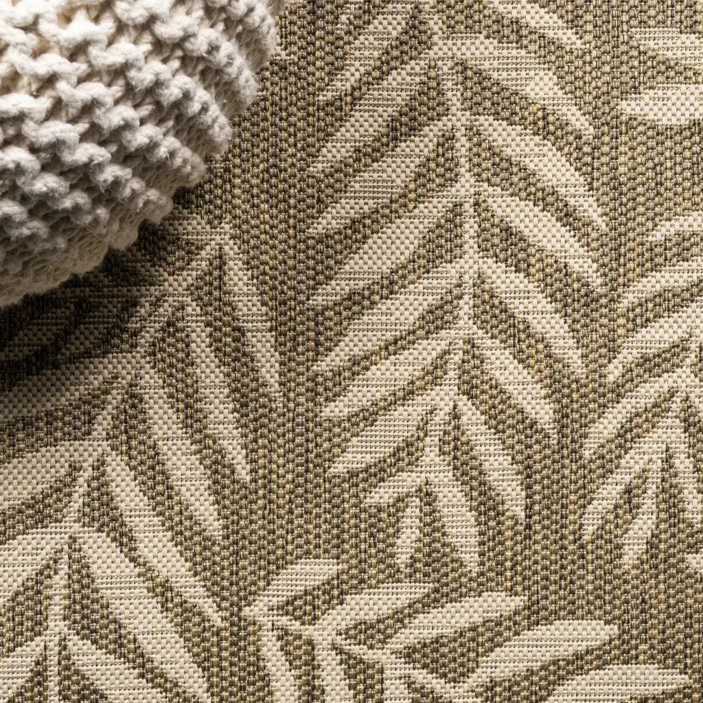 4' Brown And Beige Square Floral Indoor Outdoor Area Rug Homeroots Outdoor
