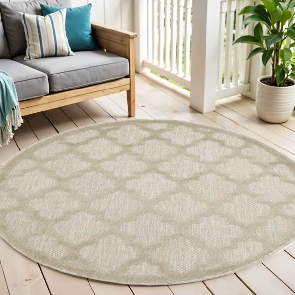 4' Cream And Beige Round Geometric Indoor Outdoor Area Rug - GreatEagleInc