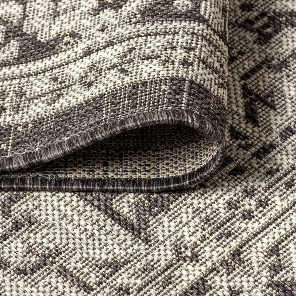 4' Gray And Black Square Medallion Indoor Outdoor Area Rug Homeroots Outdoor