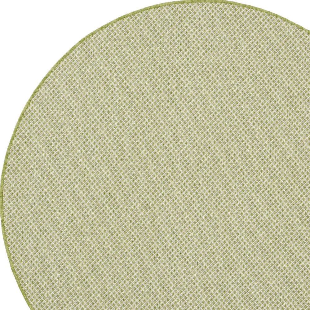 4' Ivory And Green Round Geometric Indoor Outdoor Area Rug Homeroots Outdoor